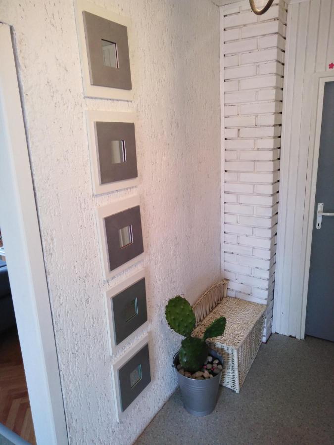 Apartman Mimi Klenovica Exterior foto